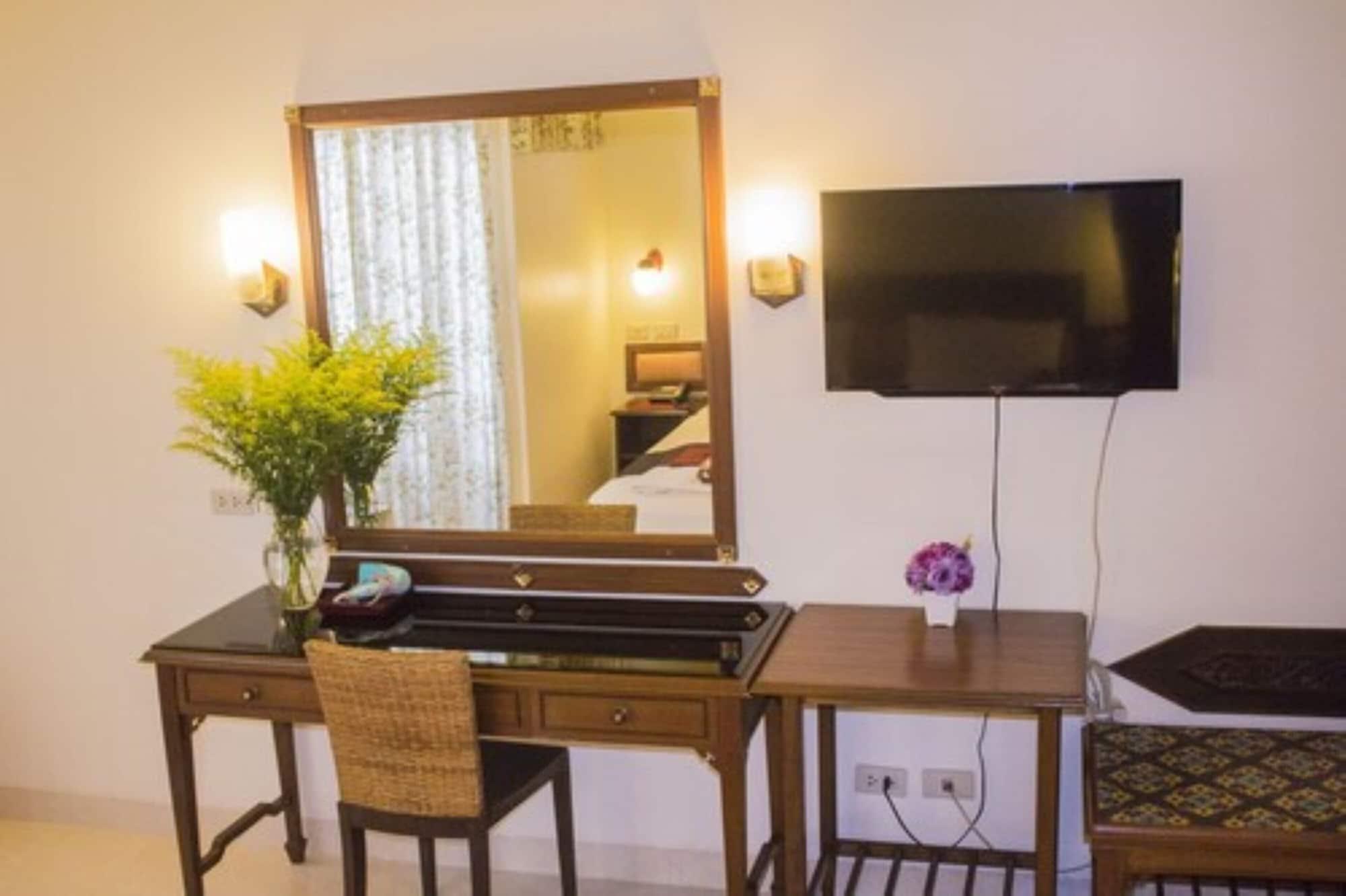 People Place Boutique In Town Hotel - Sha Extra Plus Chiang Mai Eksteriør bilde